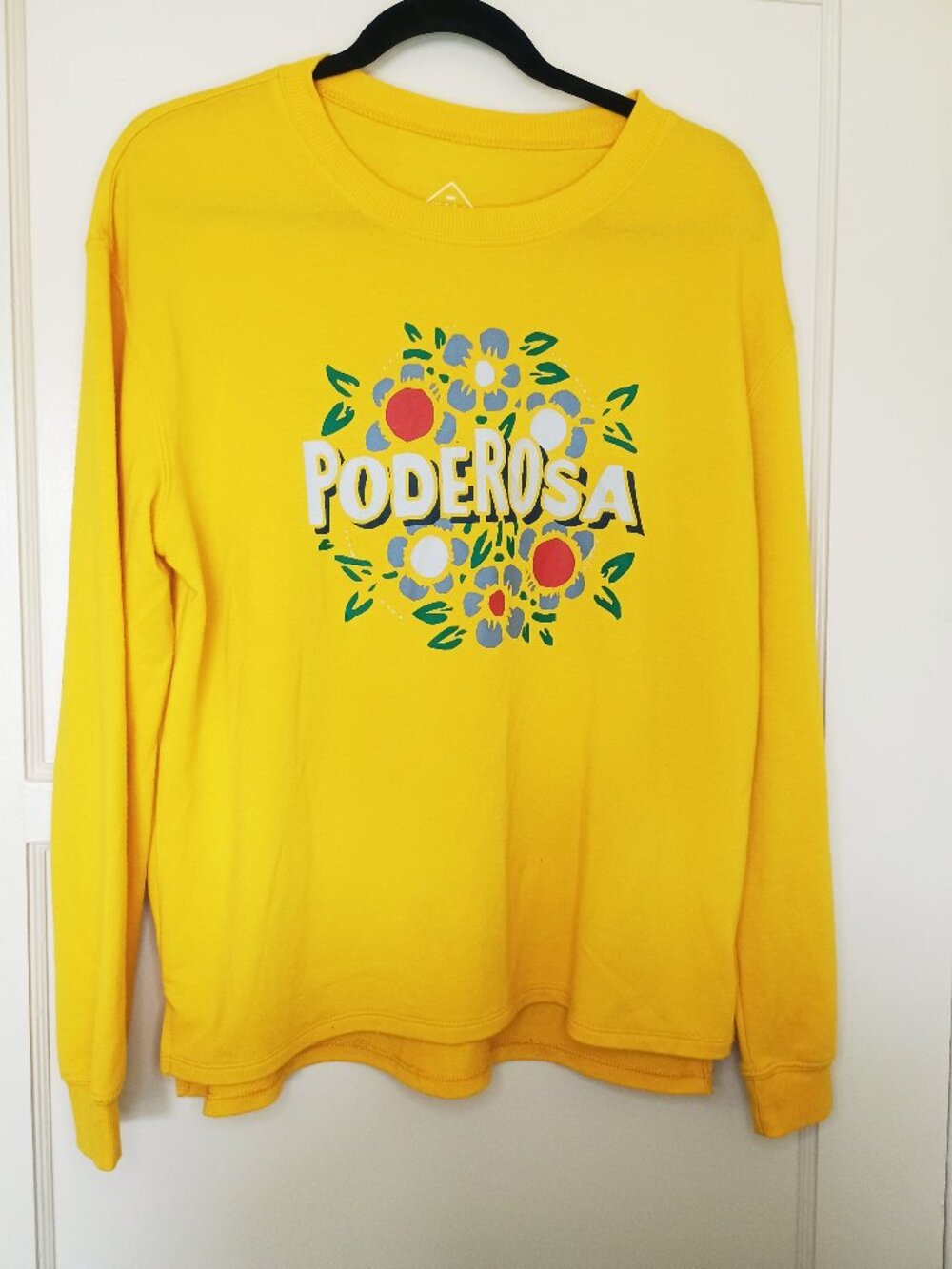 Well Worn Los Angeles Women's Bright Yellow Poderosa Graphic Long Sleeve Size L